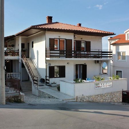 Apartment Vrbnik 5301B 외부 사진